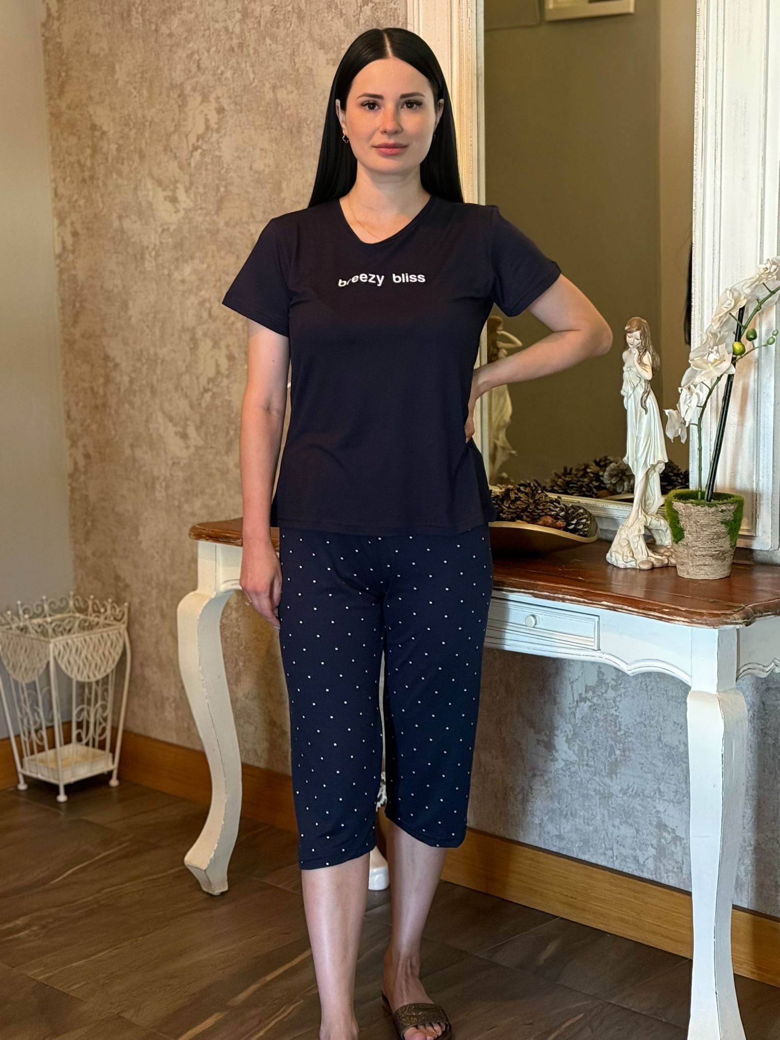 Esintili Mutluluk - Yumuşak Dokunuş Kapri Pijama Takımı