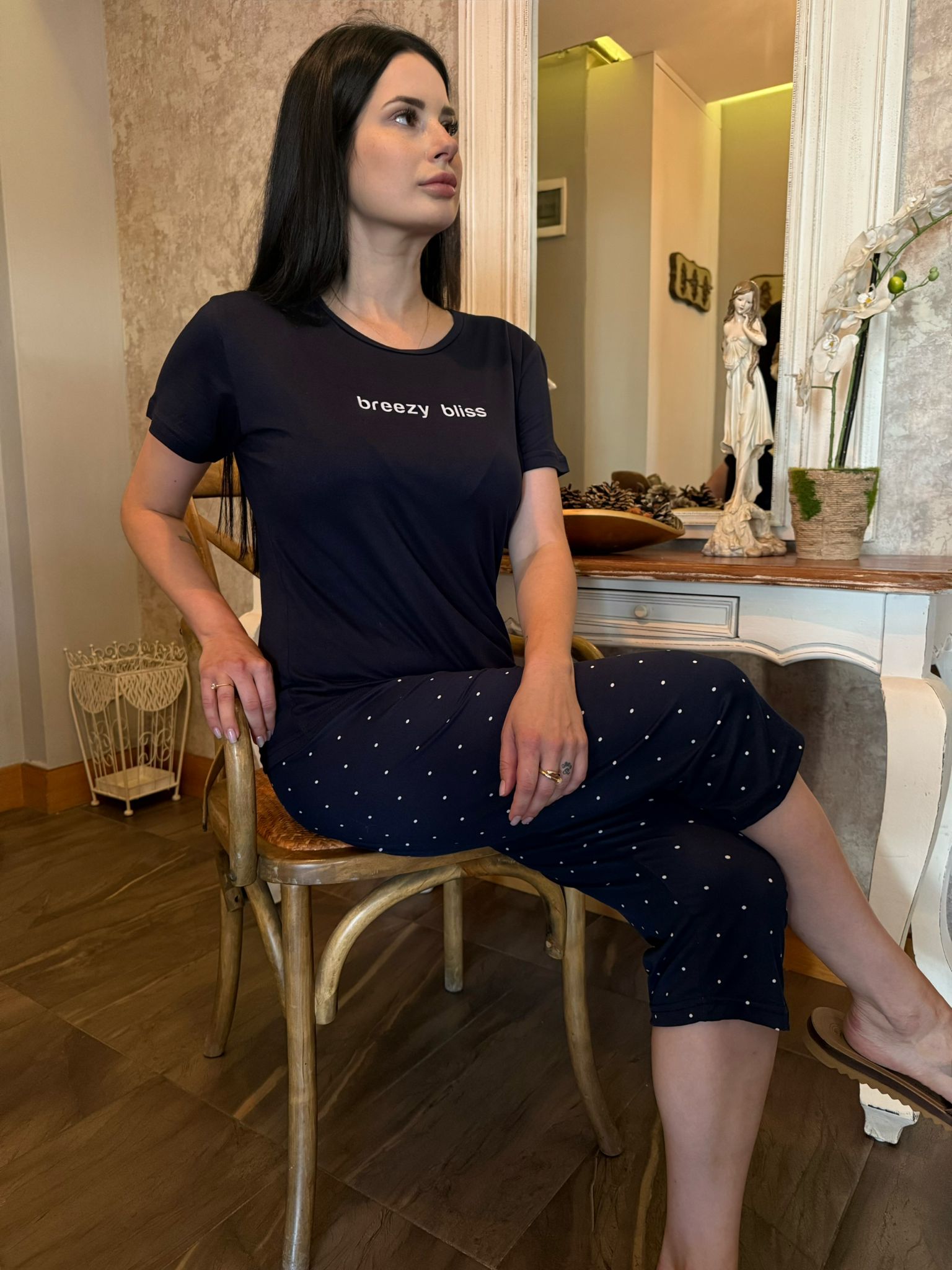 Esintili Mutluluk - Yumuşak Dokunuş Kapri Pijama Takımı - Görsel 2